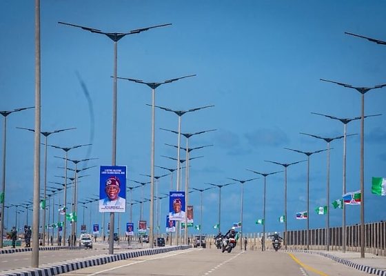 Speeding S-Class Knocks Down A Worker As FG Threatens Closure Of Coastal Highway Over Traffic Offences - autojosh