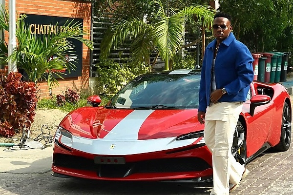 Popular Forex Trader Crashes Ferrari SF90 In Lagos, Two Month After Splashing N1.5b Billion On The Supercar - autojosh