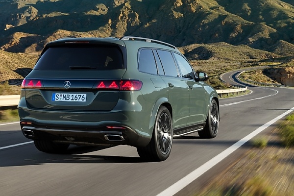 S-Class Of SUVs : 2027 Mercedes-Benz GLS Gets New Grille And New Range Of Engines - autojosh 