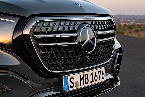 S-Class Of SUVs : 2027 Mercedes-Benz GLS Gets New Grille And New Range Of Engines - autojosh 