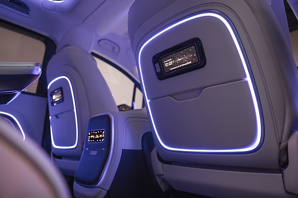 More Photos Of All-electric Mercedes-Benz VLE Ultra-luxury Minivan - autojosh