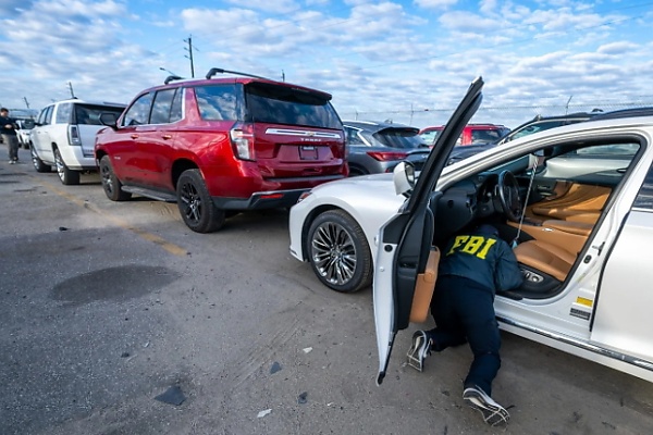 Contrabands : FBI, U.S. Customs Personnel Conduct Searches Of 250 Vehicles Bound For Lagos, Nigeria - autojosh