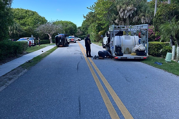 Tiger Woods Charged With “Driving Under Influence” Following Range Rover Rollover Crash - autojosh