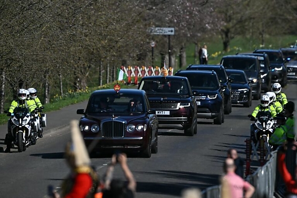 Tinubu Chauffeured In King Charles’ Customized Bentley State Limousine Worth N18 Billion - autojosh