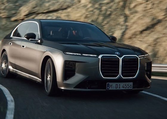 Updated 2027 BMW 7 Series Gets New Exterior Design, Neue Klasse-ed Interior Retains 31-inch Theatre Screen - autojosh