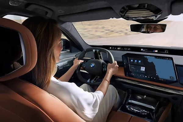 Updated 2027 BMW 7 Series Gets New Exterior Design, Neue Klasse-ed Interior Retains 31-inch Theatre Screen - autojosh 