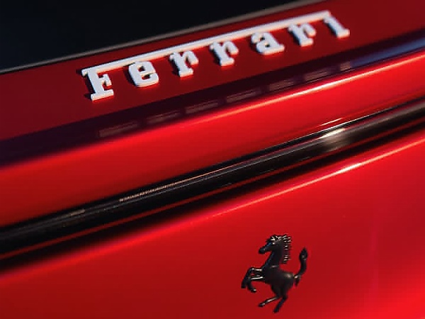 New Ferrari Purosangue “Handling Speciale” Package Enhances The V12 SUV’s Sporty Driving Experience - autojosh