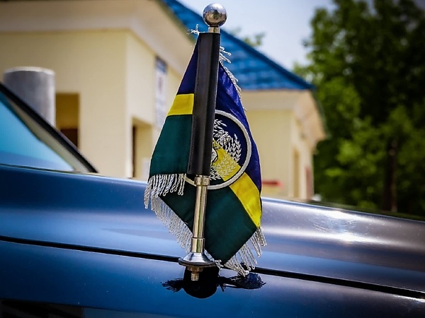 “NPF 01” : Moment IGP Arrived For His Historic Visit To NSCDC HQ In An Armored Toyota Land Cruiser 300 SUV - autojosh