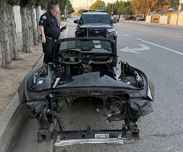 Los Angeles Police Recovers Stolen Porsche 911 After Being Stripped To The Bone, Engine, Doors, Seats All Gone - autojosh