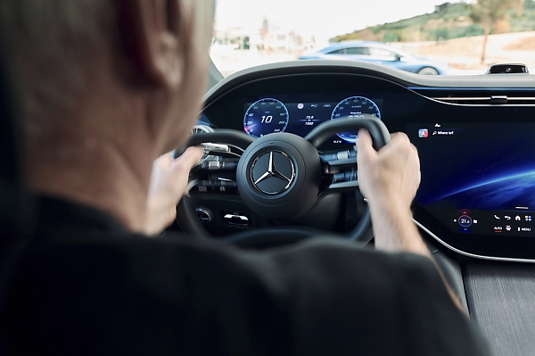 2027 Mercedes-Benz EQS (Electric S-Class) To Launch With Yoke Steering Wheel, Steer-by-wire System - autojosh
