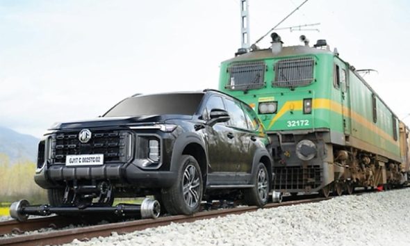 MG Majestor Sets New Guinness World Record Title For The “Heaviest Train Pulled By A SUV On Rail” - autojosh