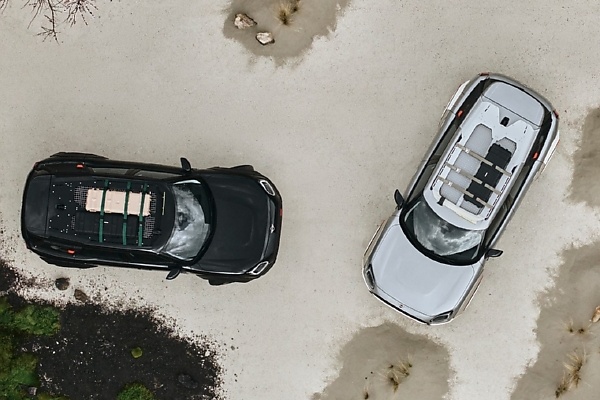 Vagabund Transforms Two MINI Countryman S Into Mobile Sound Stages With Speakers, Tweeters And Subwoofers - autojosh 