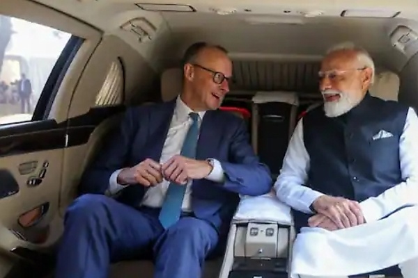 Photos : 11 Armored Presidential State Cars And Their Prices, From “The Beast” To Aurus Senat L700