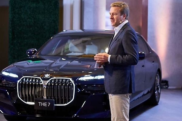 BMW’s CEO, Oliver Zipse, Named 2026 World Car Person Of The Year - autojosh