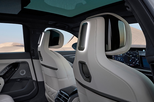 Photos : Refreshed 2027 BMW 7 Series, i7 Electric - autojosh