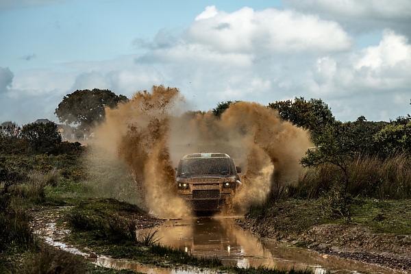 BP Ultimate Rally‑Raid Portugal : Defender Dakar D7X-R Vehicles Powers Team To 1st, 2nd And 3rd - autojosh