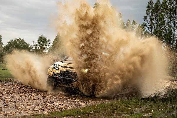 BP Ultimate Rally‑Raid Portugal : Defender Dakar D7X-R Vehicles Powers Team To 1st, 2nd And 3rd - autojosh