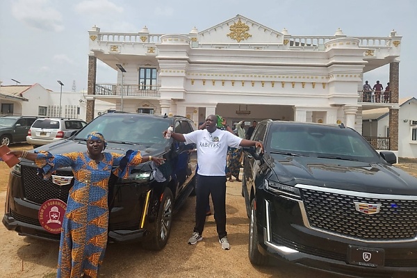 Photos : Soun Of Ogbomoso Adds Second Cadillac Escalade, An Armored SUV, To His Collection  - autojosh 