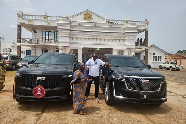 Photos : Soun Of Ogbomoso Adds Second Cadillac Escalade, An Armored SUV, To His Collection  - autojosh 