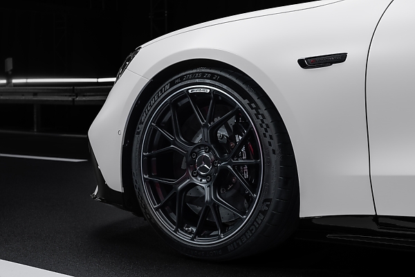 Photos : All-new, Electric 2027 Mercedes-AMG GT 4-Door Coupé - autojosh 