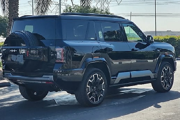 Africa Richest Person, Aliko Dangote, Spotted With His Latest Car, A Chinese-made Leopard 8 (Bao 8) SUV - autojosh