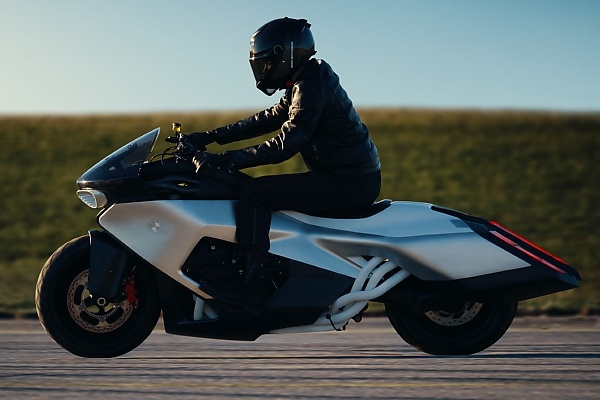 BMW’s New Vision K18 Is A Jet-inspired Bike With Six Intakes, Six Tailpipes And Six Headlights - autojosh 