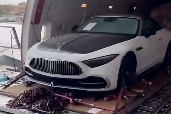 Davido Takes Delivery Of His Open-top Mercedes‑Maybach SL 680 “White Ambience” - autojosh 