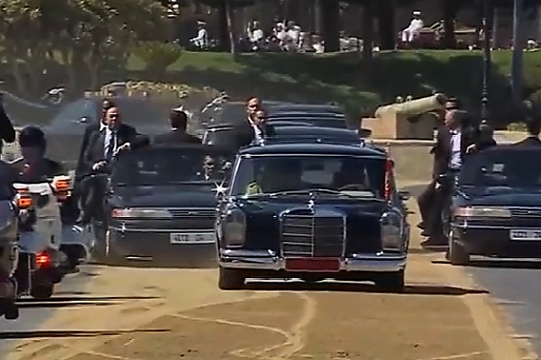 King of Morocco Pulls Up For Eid Prayers In His Open-top Vintage Mercedes-Benz 600 Pullman Landaulet - autojosh 