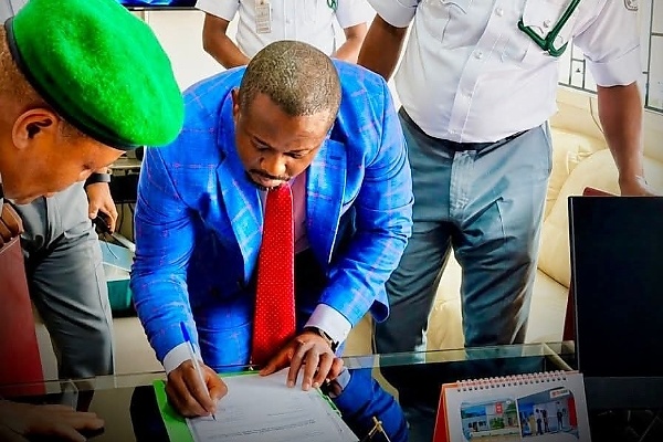Nigeria Customs Hands Over Stolen Lexus, Range Rover, Lamborghini, Rolls-Royce Models To Canada - autojosh 
