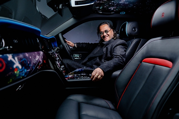 Rolls-Royce Black Badge Cullinan by Cyril Kongo Has A Cabin Hand-painted By World-renowned Artist - autojosh