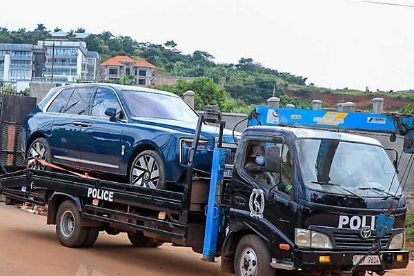 Corruption Probe : Police Seizes Rolls-Royce Cullinan, Range Rover Owned By Ex-Ugandan Speaker - autojosh