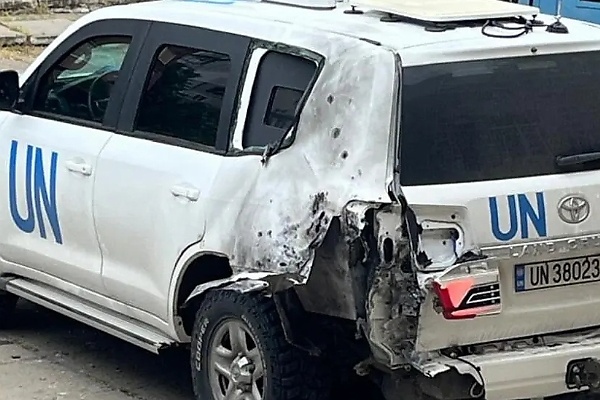 UN’s Armored Toyota Land Cruiser Hit By Drones While Delivering Aid In Ukraine, See The Aftermath - autojosh