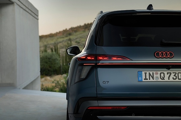 Audi Introduces Redesigned All-new 2027 Q7 SUV - autojosh