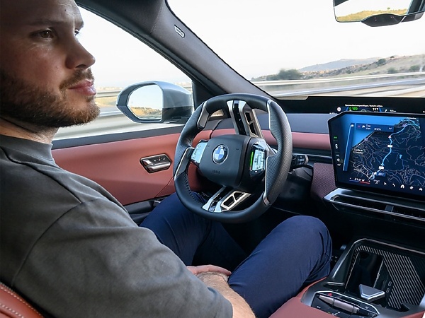 BMW Drivers Hit 200 Million “Hands-Free” Kilometers As Level 2+ Driving Assist Expands To Europe - autojosh