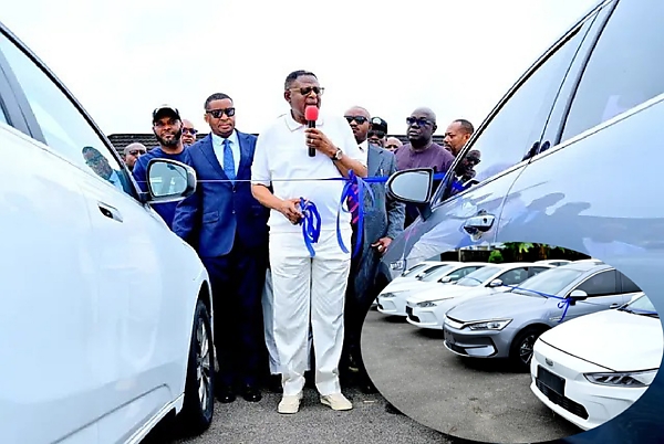 Democracy Day : Cross River Governor Rolls Out 36 Electric Vehicles For Permanent Secretaries - autojosh