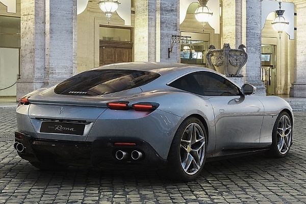 Side-by-side Comparison Between Ferrari Roma Coupe And Its Replacement, The All-new 2027 Ferrari Amalfi - autojosh