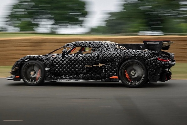 Lego And Koenigsegg Just Built The World’s Fastest Lego Car Powered By A V8 - autojosh 
