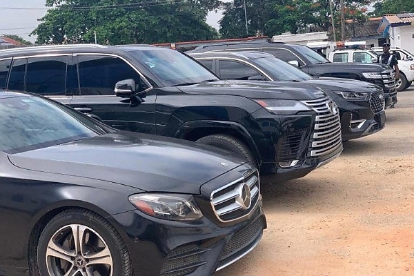 Lagos Police Impounds More Than 50 Vehicles For Covered, Missing Number Plates - autojosh