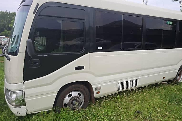 Ogun Police Foil Attempt To Smuggle Stolen Company Bus To Benin Republic, Arrest Driver, Accomplice - autojosh
