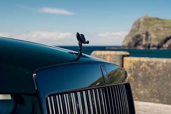 This Bespoke Rolls-Royce Black Badge Ghost Honors Charles Rolls’ 1906 Tourist Trophy Victory - autojosh 