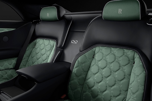 Photos : Refreshed Rolls-Royce Spectre Series II, Black Badge Spectre Series II - autojosh
