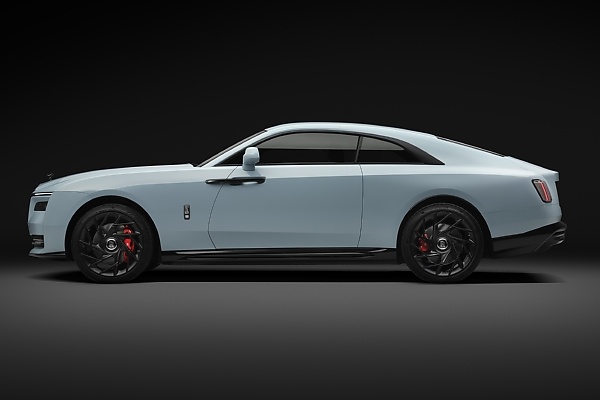 Photos : Refreshed Rolls-Royce Spectre Series II, Black Badge Spectre Series II - autojosh