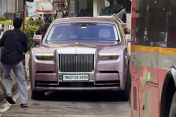 Scare Tactic? Moment Driver Of India’s Richest Man Swerved Towards An Overzealous Car Spotter - autojosh 