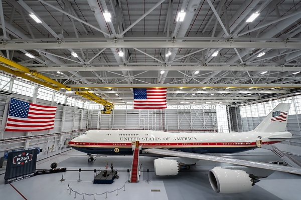 VC-25B ‘Bridge’: U.S. Air Force Unveils Modified $400M Qatari Jet As Donald Trump’s Air Force One - autojosh 