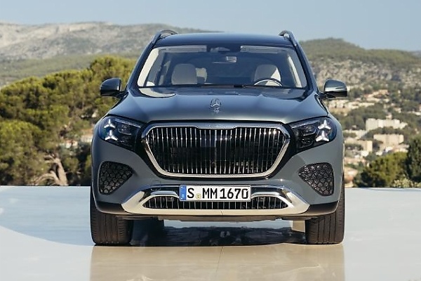 Photos : 2027 Mercedes-Maybach GLS 680 - autojosh
