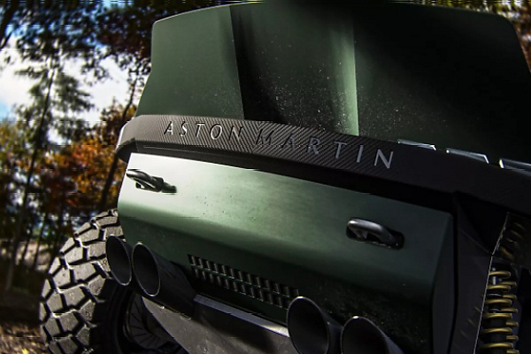 Photos : Aston Martin Dreadnought - autojosh