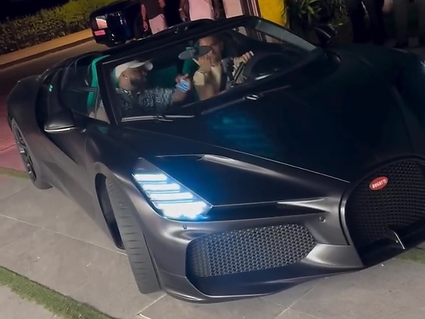 Bugatti Wars: Davido Flaunts $5 Million W16 Mistral Days After Burna Boy’s Chiron Arrived Nigeria - autojosh