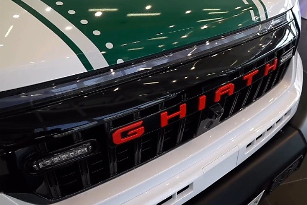 Dubai Police Unveils 2nd-Gen AI-Powered ‘Ghiath’ Smart Patrol Based On Denza B8 Hybrid SUV - autojosh
