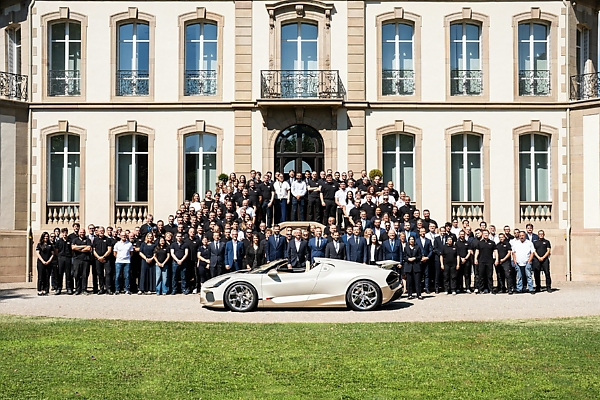 The Last Of Its Kind : The Final Bugatti Mistral Has Been Built, Marking The End Of W16 Engine - autojosh