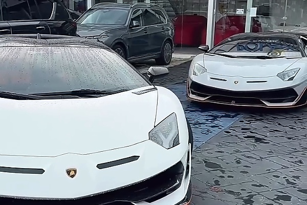 ₦6B Worth of Supercars: Jeff Forex And Habby Forex Takes Delivery Of Their Lamborghini Aventador SVJs - autojosh